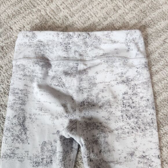Athleta girls High Rise Textured Chit Chat Tight Leggings gray size M/8-10 - Picture 9 of 12